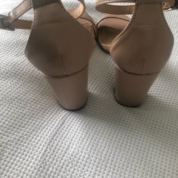 Brash 4” Heels - Picture 3 of 3